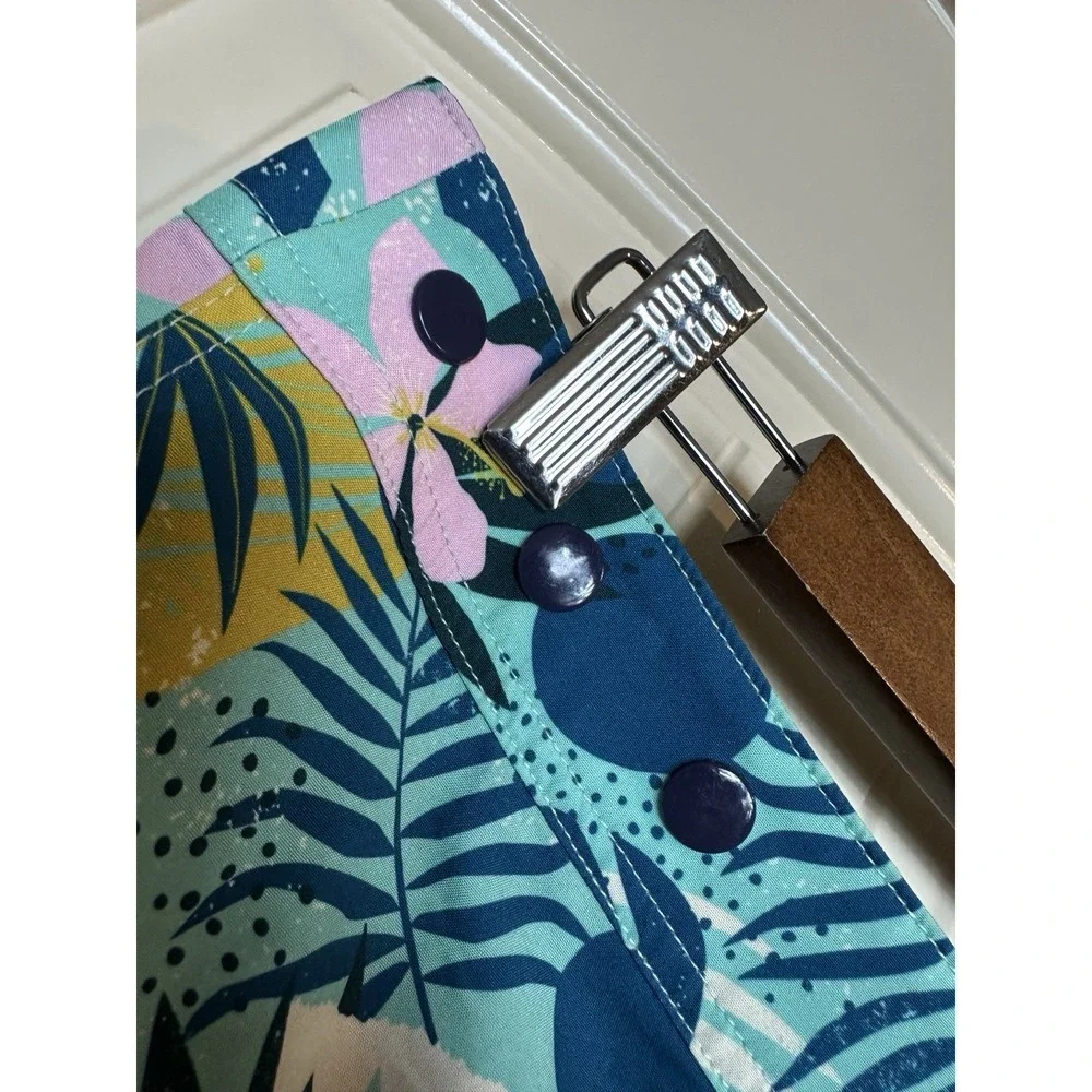 Charlie Paige‎ Hawaiian Floral wrap adjustable skirt Sz L XL Beach Resort Pool
